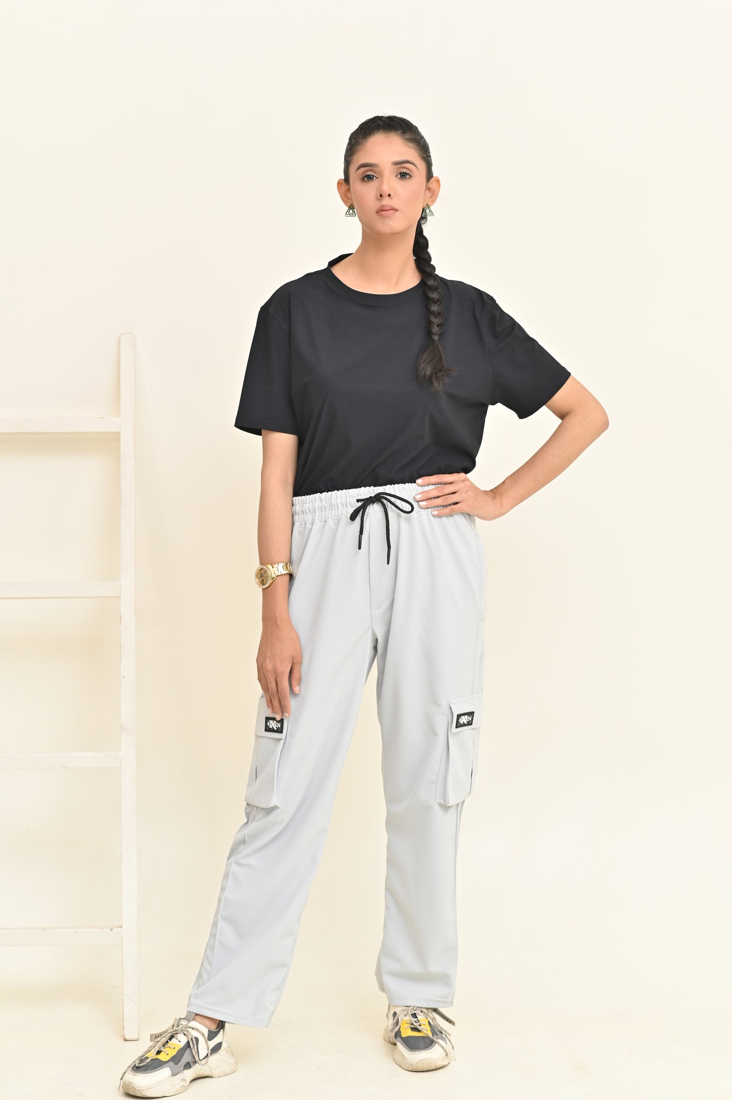 Women 6 Pockets Cargo Trouser #T01